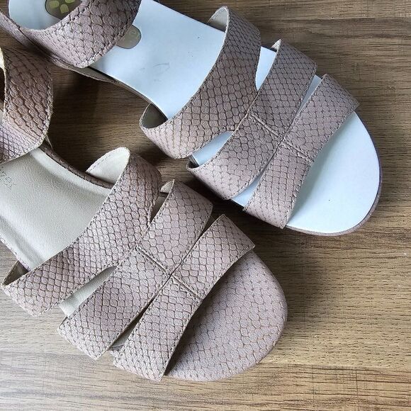 NEW WITHOUT BOX NATURALIZER N5 CONTOUR KAYE LEATHER UPPER BEIGE SANDALS 9.5 - Picture 2 of 13